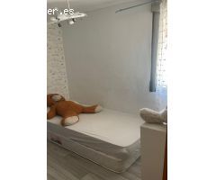 ¡Vivienda reformada con estilo y lista para entrar a vivir en Calle Marbella!