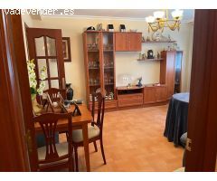 Vivienda en esquina con entrada independiente y opción de negocio