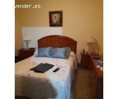 Oportunidad en planta baja: tres dormitorios y patio