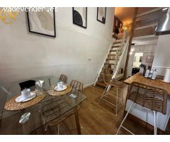 Local comercial convertido en 2 lofts. Cambio de uso en trámite.