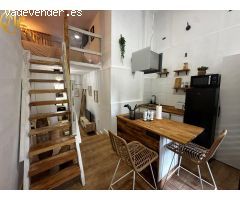 Local comercial convertido en 2 lofts. Cambio de uso en trámite.