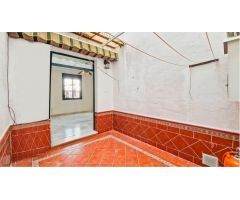 VENDE CASA DE PLANTA BAJA LUMINOSA EN PILAS – UBICACIÓN EXCELENTE
