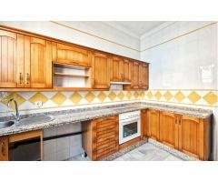 VENDE CASA DE PLANTA BAJA LUMINOSA EN PILAS – UBICACIÓN EXCELENTE