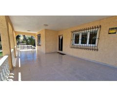 ???? ESPECTACULAR CHALET INDEPENDIENTE EN LOS BALCONES
