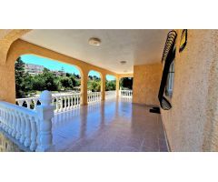 ???? ESPECTACULAR CHALET INDEPENDIENTE EN LOS BALCONES
