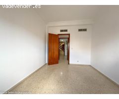 PISO EN PLAZA SANTA MARTA, BADAJOZ