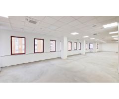 ALQUILER AMPLIAS OFICINAS CÉNTRICAS EDIFICIO MAPFRE BADAJOZ