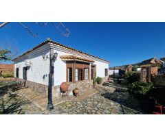 ALQUILER CHALET CON PARCELA EN HIGUERA DE VARGAS