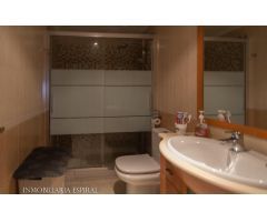 Tu hogar ideal en O Grove para vivir o disfrutar en vacaciones: luminoso y cerca de playas.