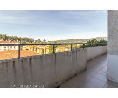Amplio piso con terraza y vistas despejadas en Monteporreiro