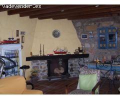 Chalet Independiente en Venta en Bárcena de Cicero, Cantabria