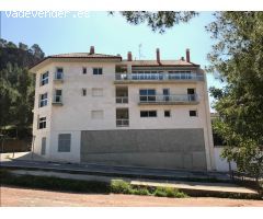 Local comercial en Venta en Olocau, Valencia
