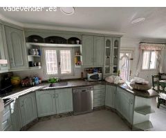 Chalet en Venta en Petrer, Alicante