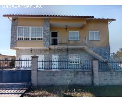CASA CON FINCA EN MUGARDOS