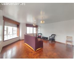 Voluminoso piso con dos terrazas en Fene