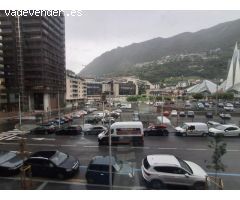 OFICINA EN LAS TORRES A ESTRENAR CON MUCHA LUZ