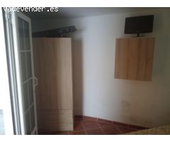 se alquila en salabre 4 habitaciones