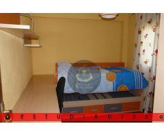 EST/ Bonito piso amueblado para ESTUDIANTES con CUATRO dormitorios en Cartuja.