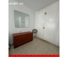 EST / Piso de TRES dormitorios, zona Carretera de Málaga