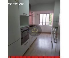 EST / Piso de TRES Dormitorios en Cartuja