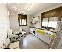 CASA ADAPTADA PARA DOS VIVIENDAS - VALLIRANA