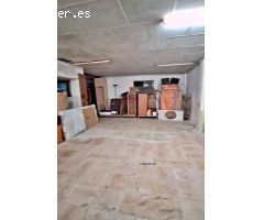 Local con precio económico para cambio de uso a vivienda
