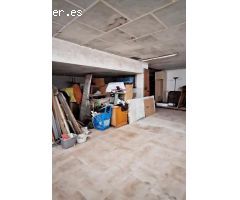 Local con precio económico para cambio de uso a vivienda