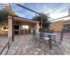 SE VENDE CHALET -VILLA TOTALMENTE REFORMADO EN SAN VICENTE