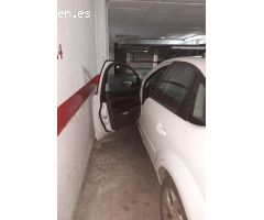 Se vende plaza de garaje con trastero - LOS ANGELES