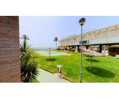 Piso en venta en primera línea de mar – Pasaje Marítim de Masia Blanca