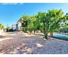 IMPERESIONANTE CHALET DE 318M2 CONSTRUIDOS Y 3.000M2 DE TERRENO EN PARAÍSO ARENAL!!!
