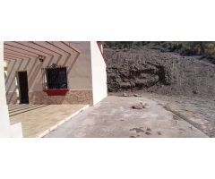 APERO con 1500 m2 de parcela