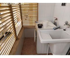 Se alquilan habitaciones por separado.