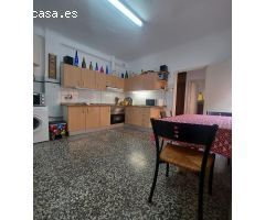 CASA DE DOS PLANTA Y TERRAZA EN EL BARRIO DEL PROGRESO
