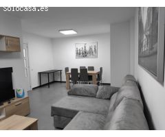 ALQUILER DE HABITACIONES EN PISO DE 4 DORMITORIOS EN Bº DEL CARMEN PARA ESTUDIANTES CURSO 2024/2025