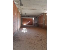 Bajo comercial El secano, Beniajàn