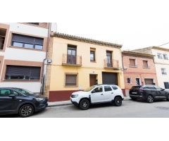 Encantadora Casa de Pueblo en Villanueva de Gállego