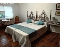 Alquiler de un chalet de 550m2 en Godella, Valencia