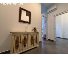 Acogedor piso con reforma de diseño de 2 habitaciónes y 2 baños en Mont Olivet