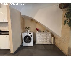 Acogedor piso con reforma de diseño de 2 habitaciónes y 2 baños en Mont Olivet