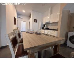 Acogedor piso con reforma de diseño de 2 habitaciónes y 2 baños en Mont Olivet