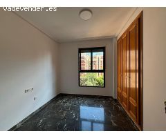 El piso de 4 habitaciones en Penya Roja