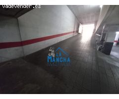 REF:Y101. INMOBILIARIA LA MANCHA VENDE COCHERA EN ZONA INDUSTRIA.