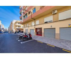 GRAN GARAJE EN EL CENTRO DE TORREVIEJA