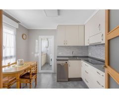 GRAN APARTAMENTO EN TORREVIEJA, 3 HAB, 2 BAÑOS