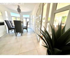 GRAN VILLA DE LUJO EN TORREVIEJA, 6 HAB, 4 BAÑOS