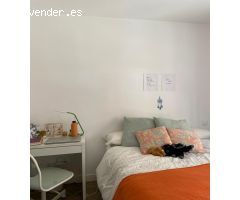 Alquiler de habitación con baño en suite, del 1 de julio hasta el 31 de agosto del 2025