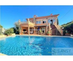 Casa-Chalet en Venta en Denia Alicante