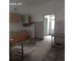 CASA PARA REFORMA EN ASPE- EXCELENTE UBICACION