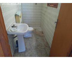 Se alquila local 100 m2